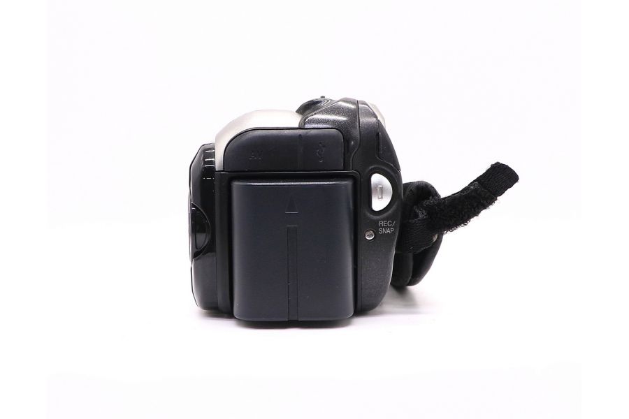 Видеокамера JVC GZ-MG77E