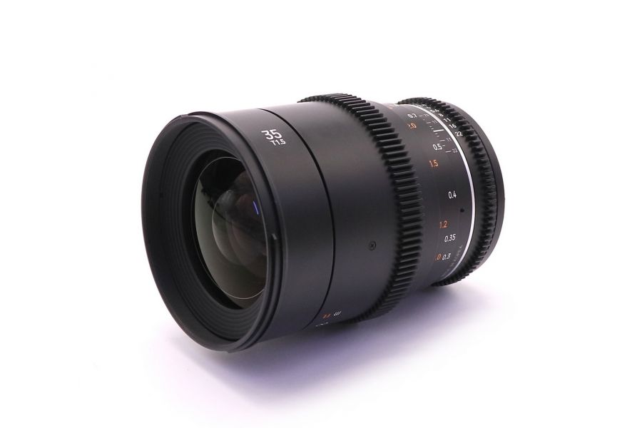 Samyang VDSLR 35mm T1.5 MK2 Canon EF в упаковке