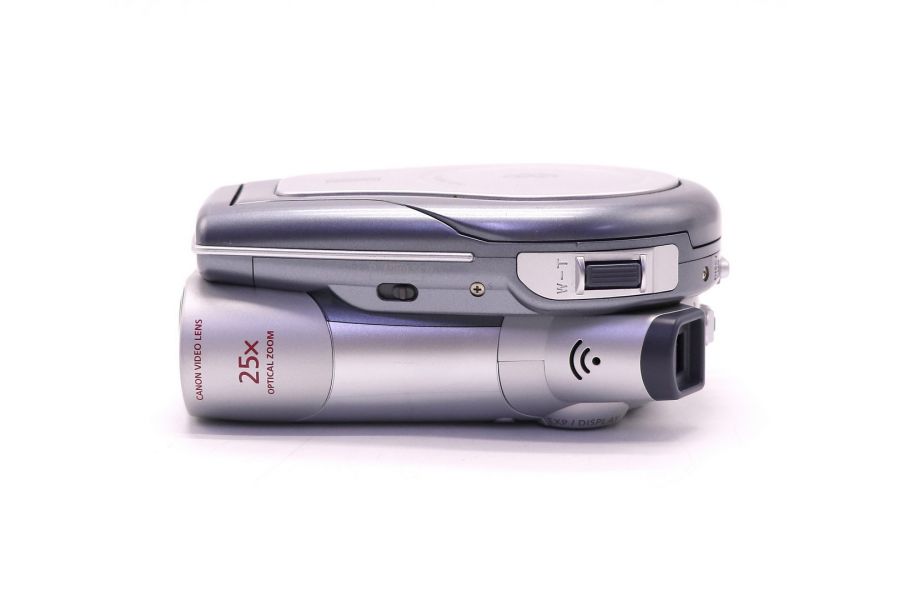 Видеокамера Canon DC100