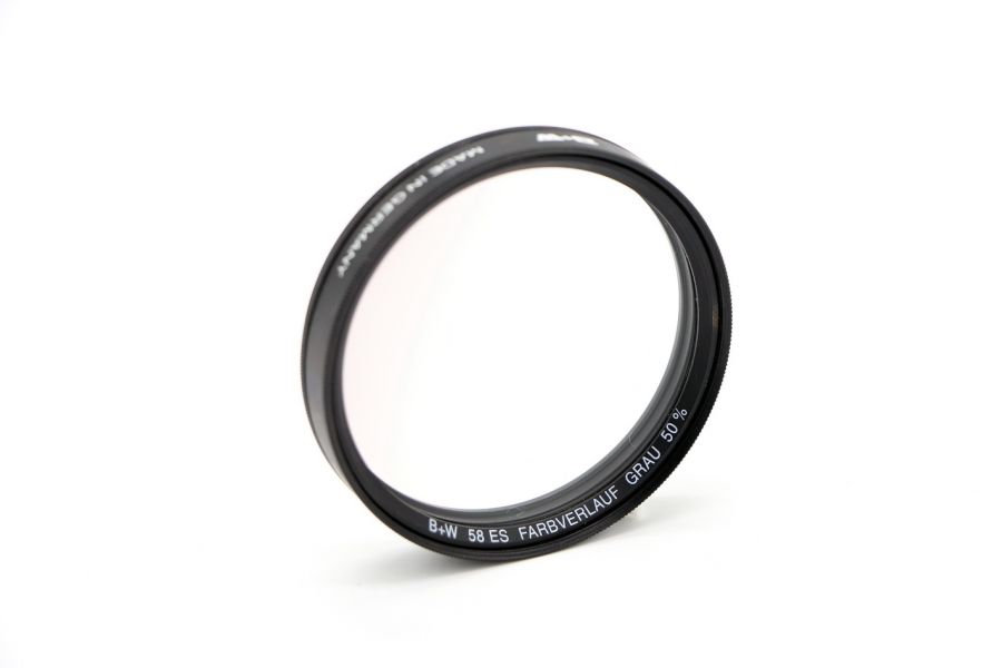 Светофильтр B+W 58 ES Farbverlauf Grau 50%