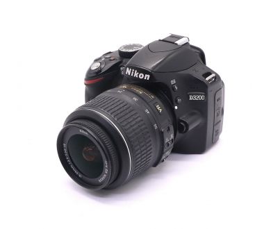 Nikon D3200 kit (пробег 23005 кадров)