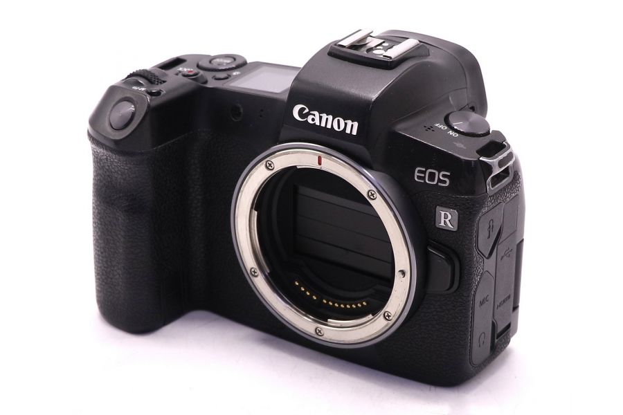 Фотокамера Canon EOS R body (пробег 49000 кадров)