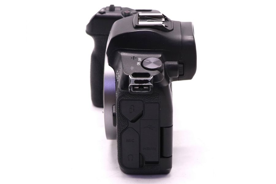Фотокамера Canon EOS R body (пробег 49000 кадров)