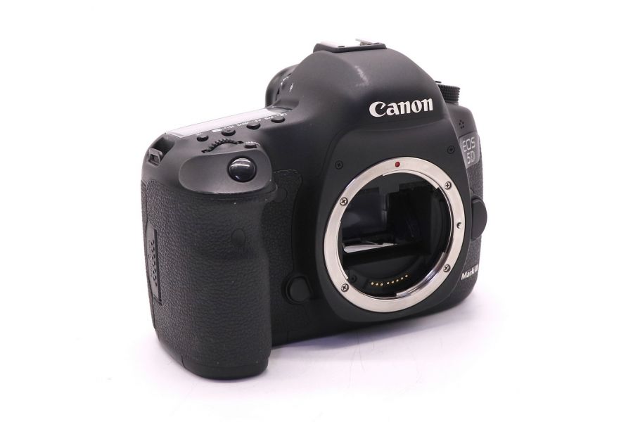 Canon EOS 5D Mark III body (пробег 300 кадров)