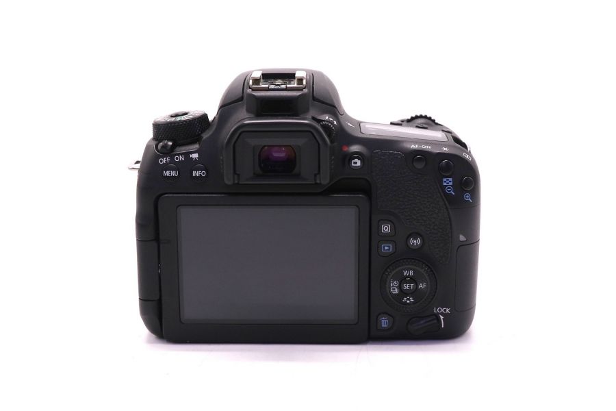 Canon EOS 77D body в упаковке (пробег 9630 кадров)