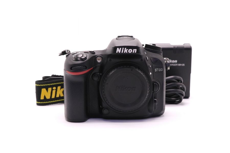 Nikon D7100 body (пробег 14905 кадров)