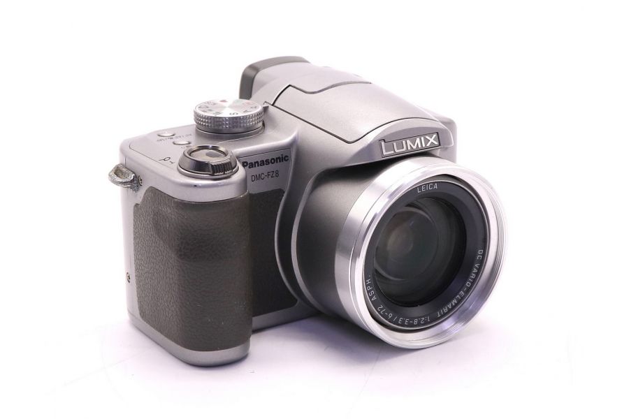 Panasonic Lumix DMC-FZ8 (Silver)