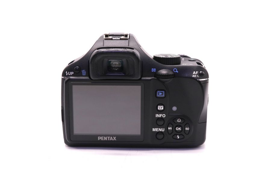 Pentax K-X kit в упаковке (пробег 21855 кадров)