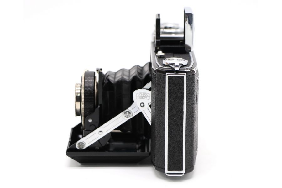 Zeiss Ikon Ikonta 521/16 + Radionar 4.5/75mm