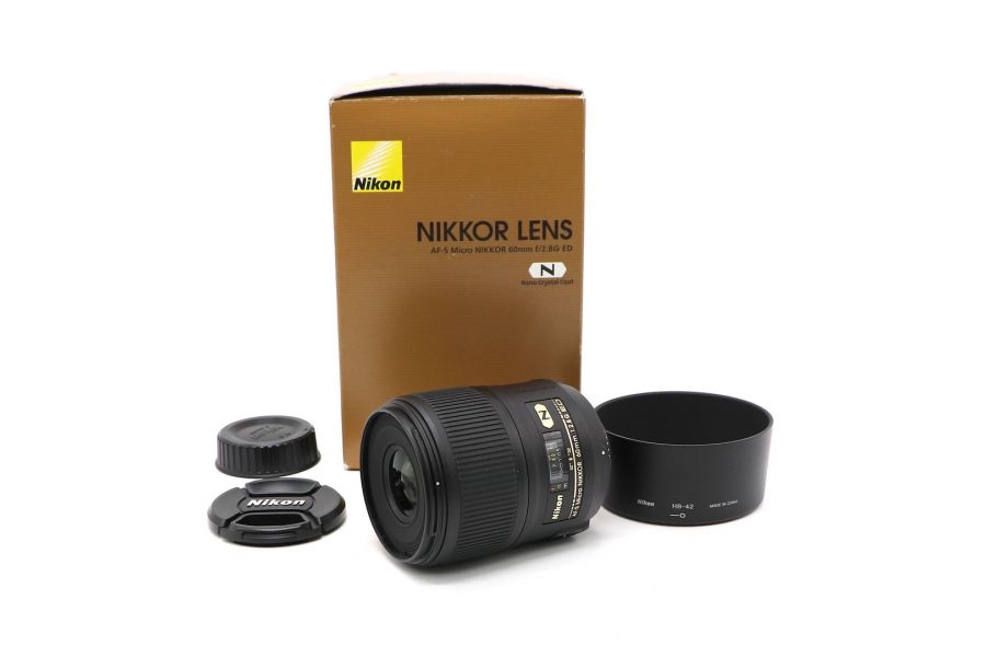 Nikon 60mm f/2.8G ED AF-S Micro-Nikkor в упаковке