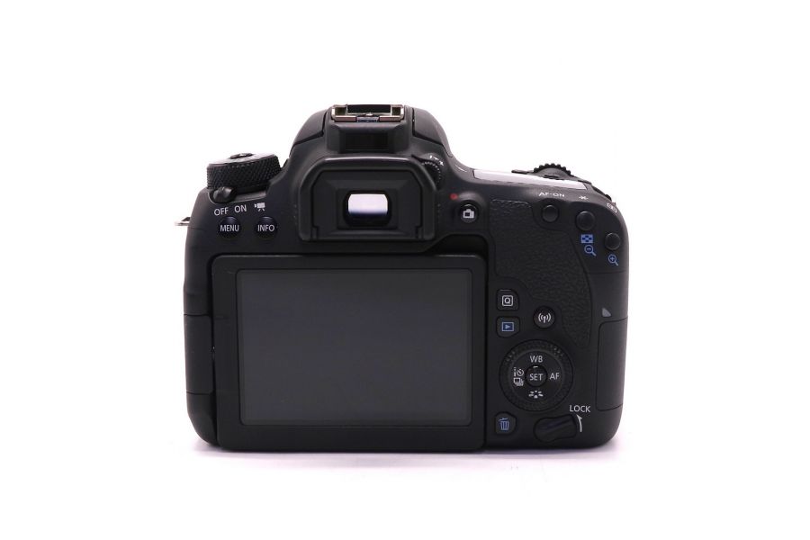 Canon EOS 77D body (пробег 5500 кадров)