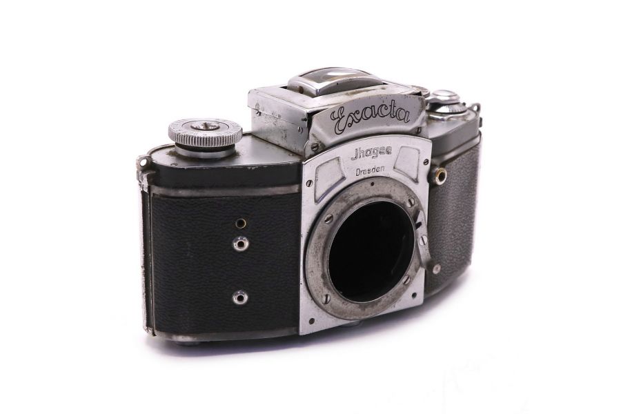 Exakta Jhagee Dresden body (Germany)