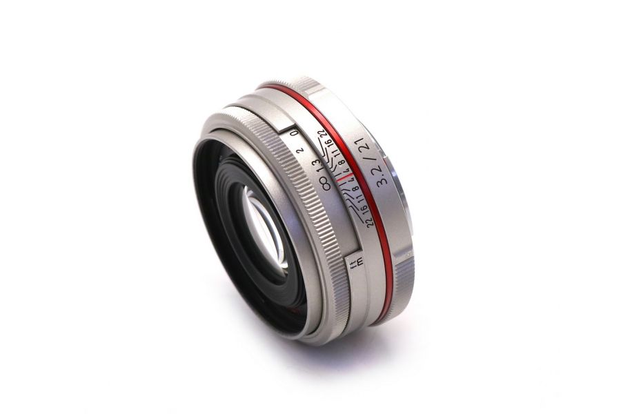 Pentax-DA SMC 21mm f/3.2 AL Limited HD silver