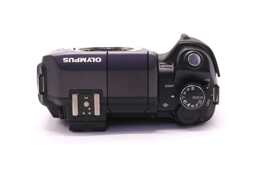 Фотокамера Olympus E-300 body (пробег 15000 кадров)