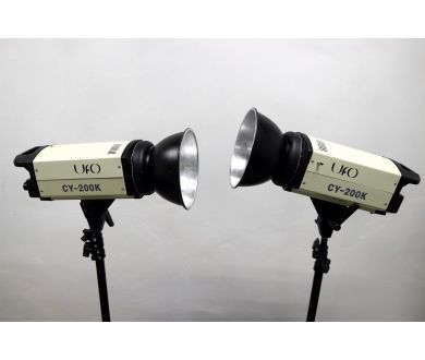 Вспышка студийная UFO CY-200K (комплект)