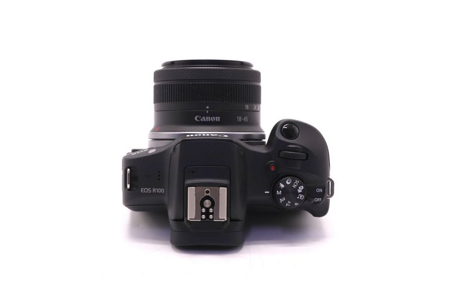 Canon EOS R100 kit (пробег 2000 кадров)