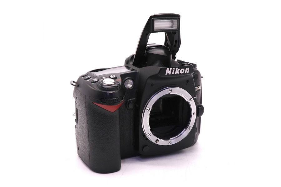 Nikon D90 body (пробег 40055 кадров)