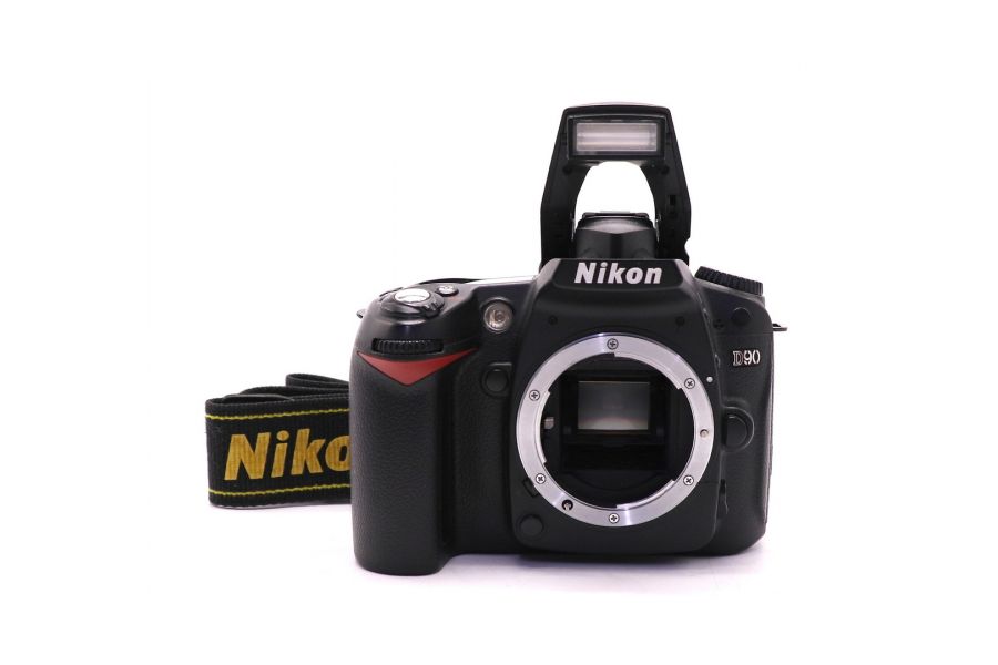 Nikon D90 body (пробег 40055 кадров)