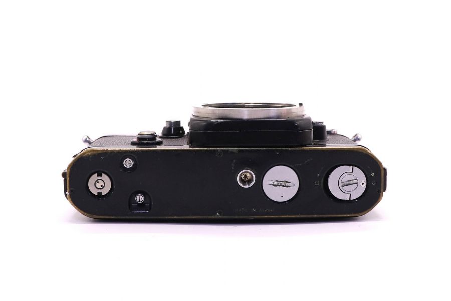 Nikon F2 body 