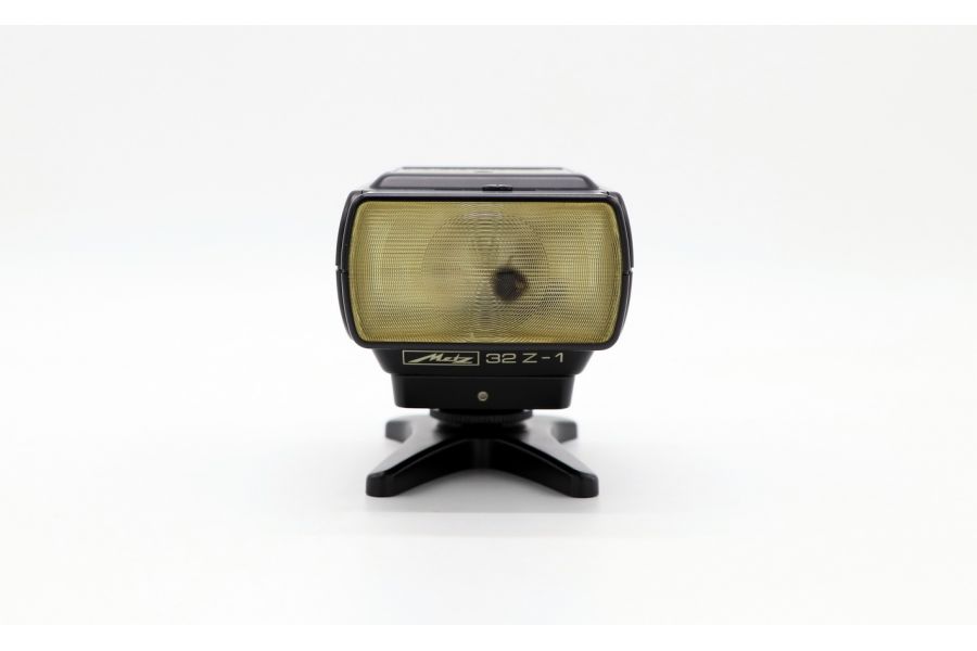 Фотовспышка Metz Mecablitz 32 Z-1