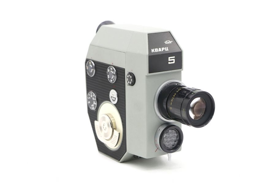 Кинокамера Кварц 5 в упаковке (КМЗ, 1971)