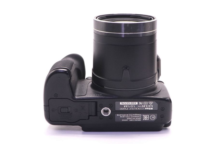 Nikon Coolpix P600 в упаковке