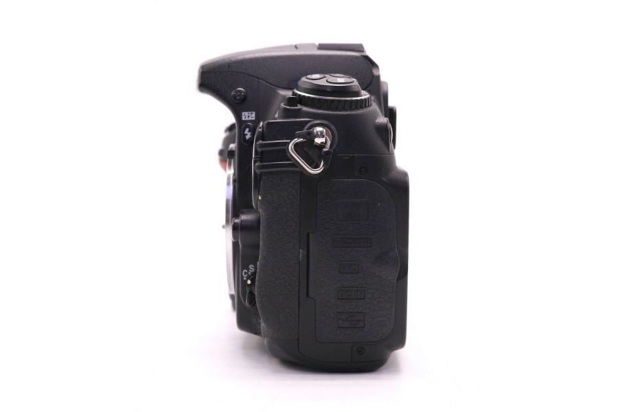 Nikon D300s body (пробег 131625 кадров)