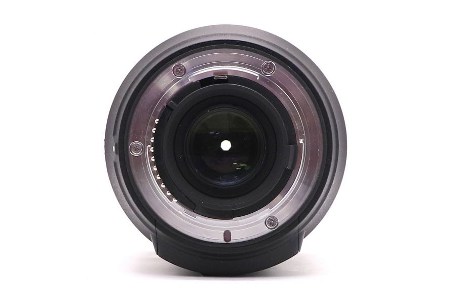 Nikon 18-200mm f/3.5-5.6G II ED AF-S VR DX Nikkor неисправен
