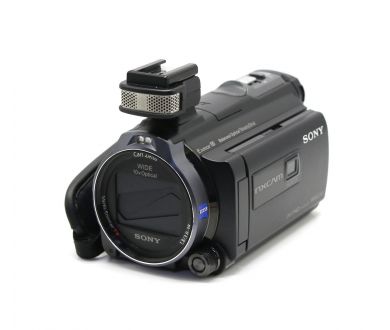 Видеокамера Sony HXR-NX30P