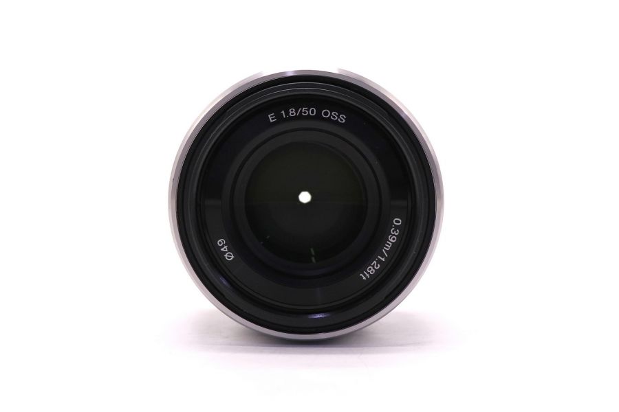 Sony 50mm f/1.8 OSS (SEL-50F18) серебристый новый