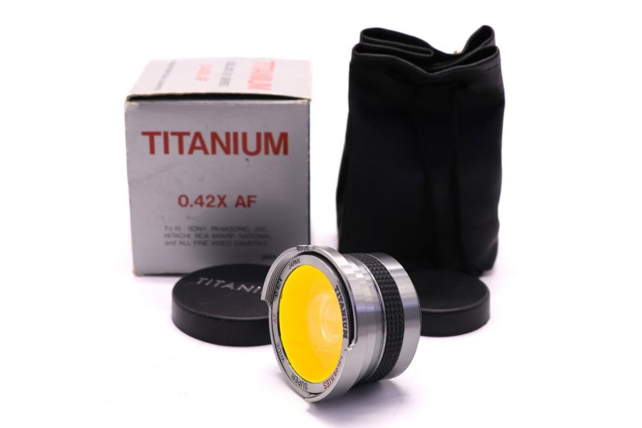 Конвертер Titanium I.R. Series Super Wide AF 0.42X Japan в упаковке