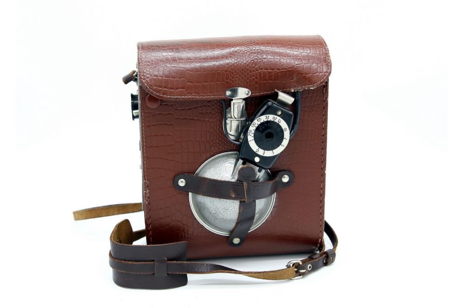 Фотовспышка Луч-68 (СССР, 1965 г.)