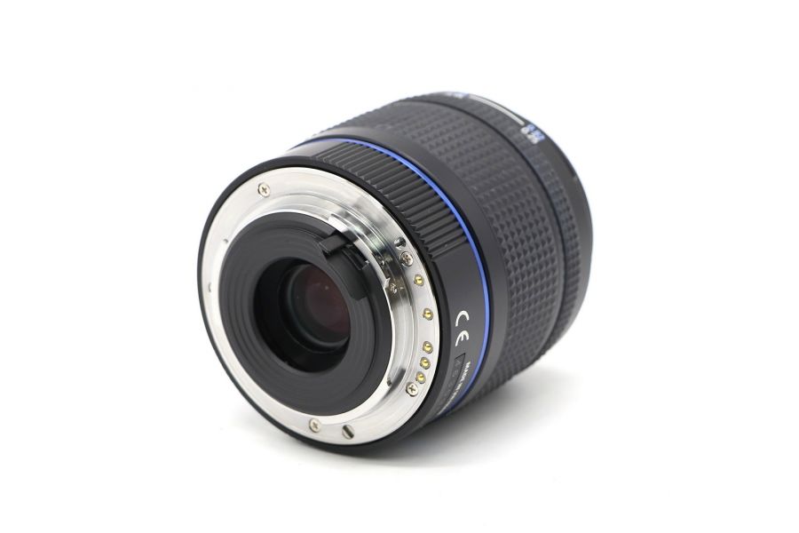 Samsung D-XENON 18-55mm f/3.5-5.6 AL в упаковке