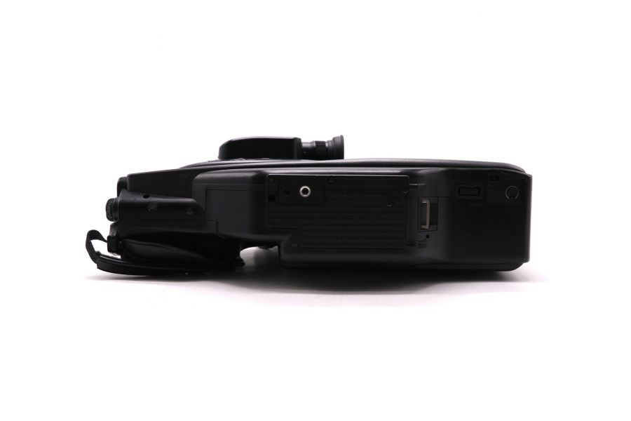 Профессиональная видеокамера Hitachi VM-2580E