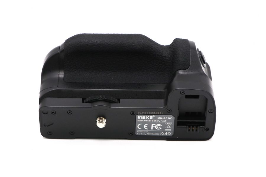 Батарейная ручка Meike MK-A6300 новая