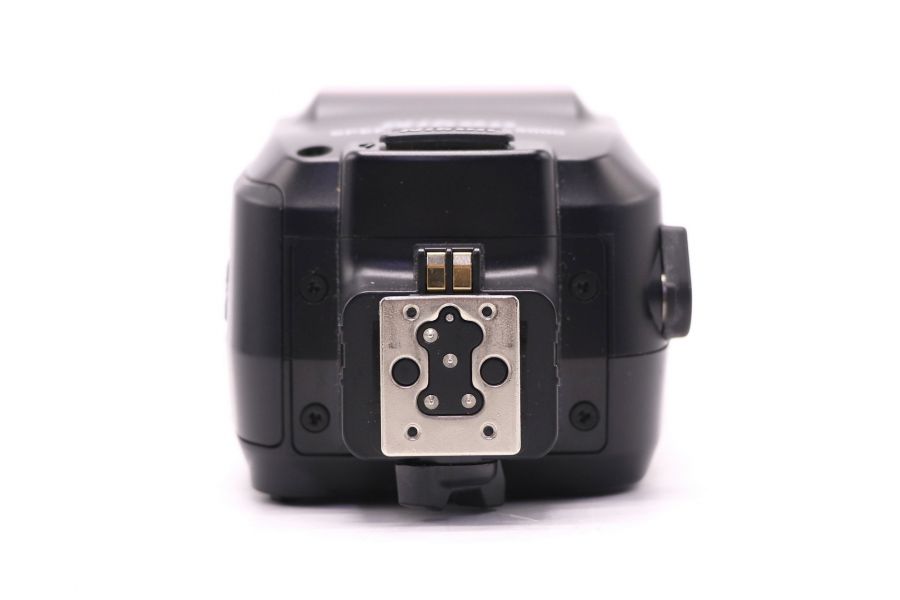 Компактная фотовспышка Nikon Speedlight SB-5000