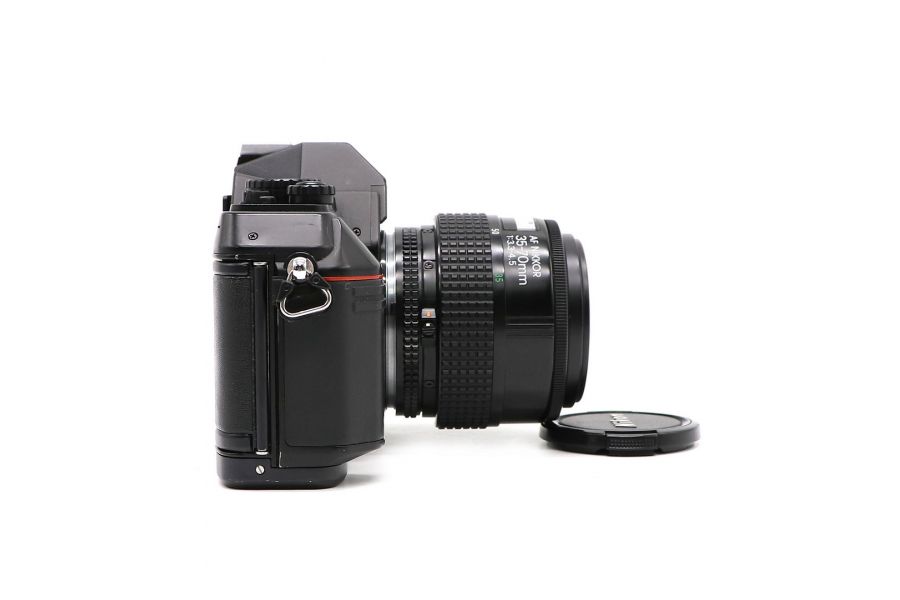 Nikon AF N2020 + AF Nikkor 35-70mm f/3.3-4.5
