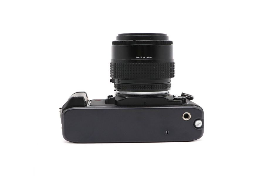 Nikon AF N2020 + AF Nikkor 35-70mm f/3.3-4.5