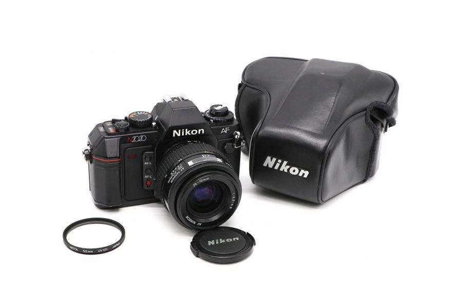 Nikon AF N2020 + AF Nikkor 35-70mm f/3.3-4.5