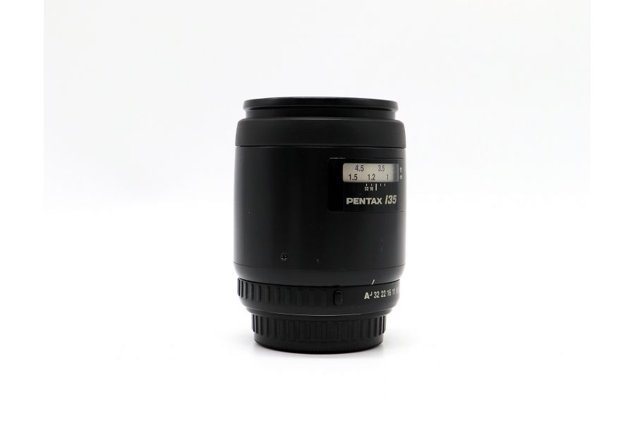 Pentax-FA 135mm f/2.8 в упаковке