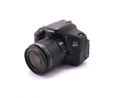 Фотокамера Canon EOS 600D kit (пробег 18105 кадров)