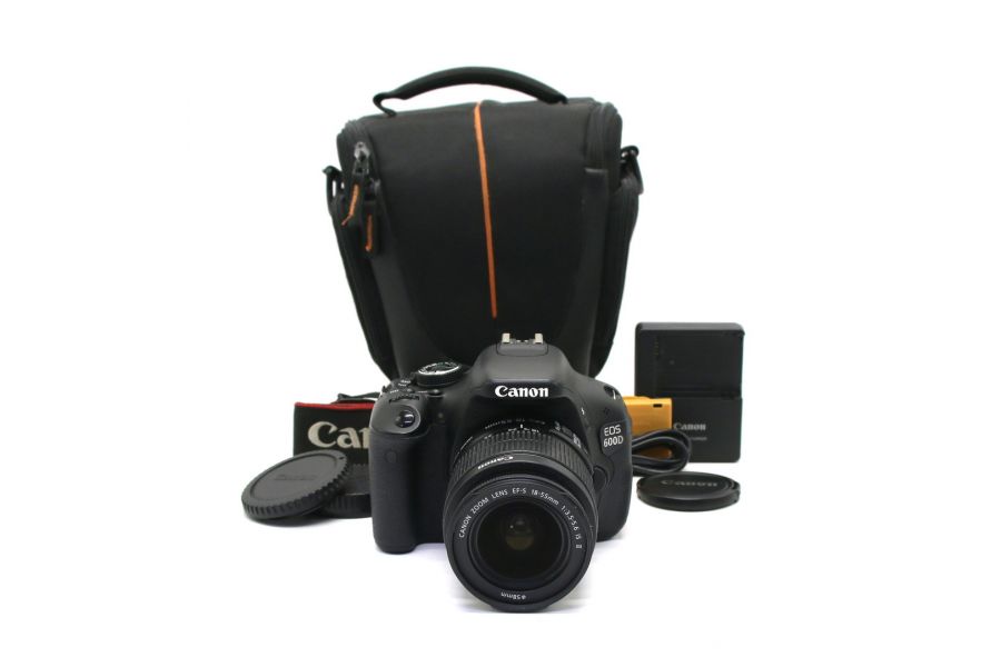 Canon EOS 600D kit (пробег 14220 кадров)