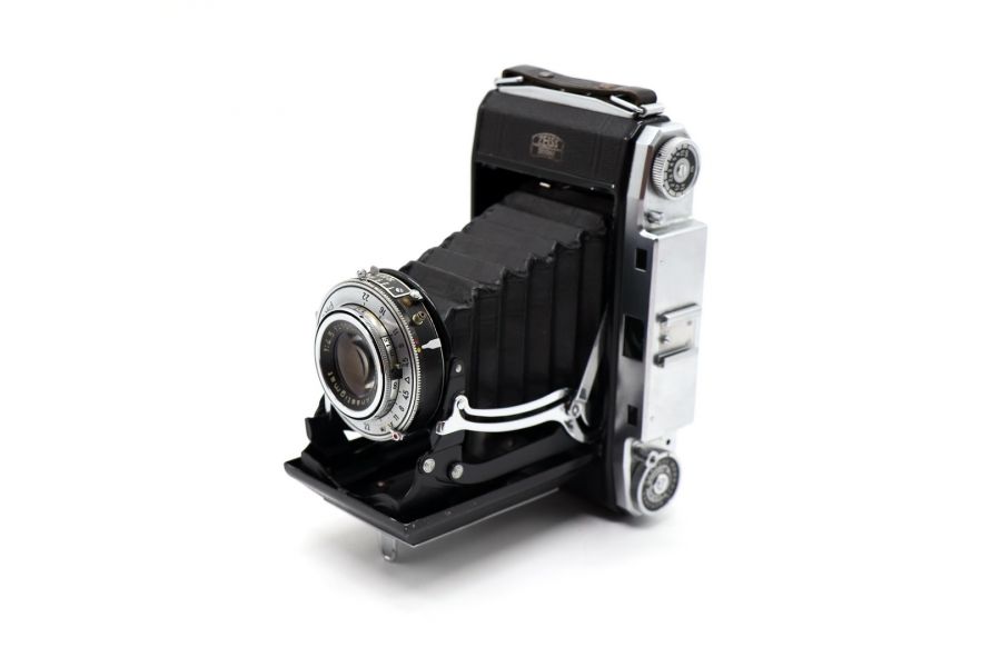 Zeiss Ikon Ikonta 524/2 + Novar-Anastigmat 4.5/105mm