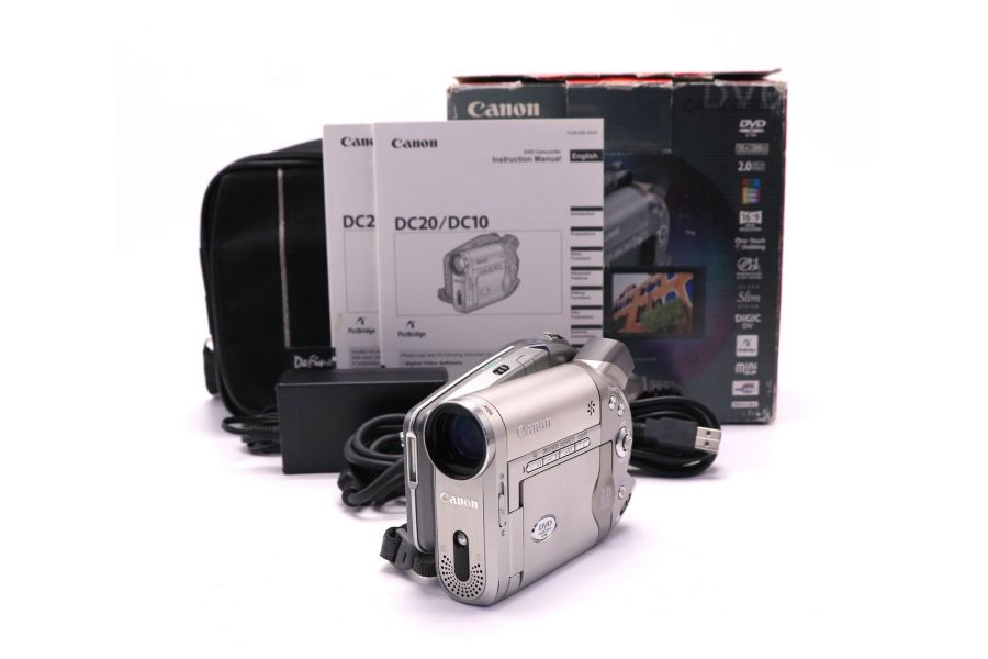 Видеокамера Canon DC20 в упаковке
