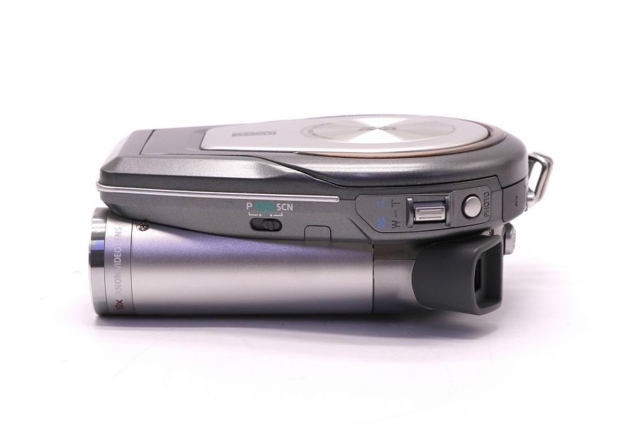 Видеокамера Canon DC20 в упаковке