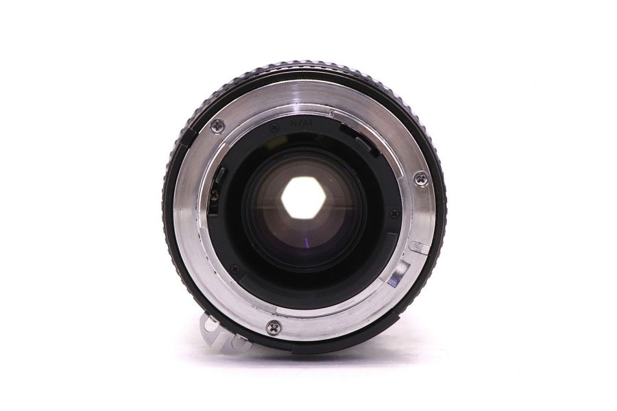 Tokina SD 35-200mm f/4-5.6 for Nikon F