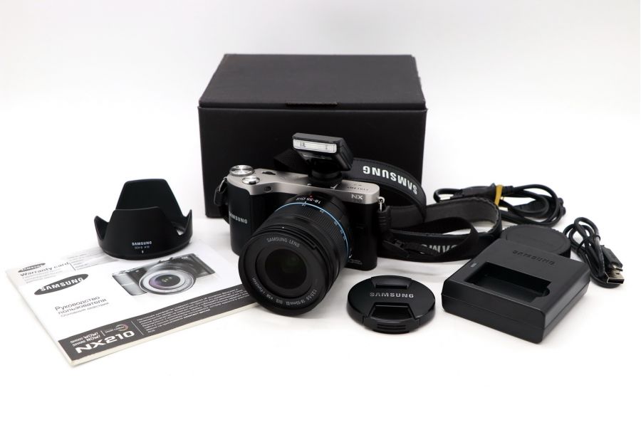 Samsung NX210 kit в упаковке