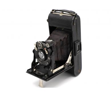 Welta + Rodenstock-Trinar-Anastigmat 105mm f/4.5 (Germany, 1940)