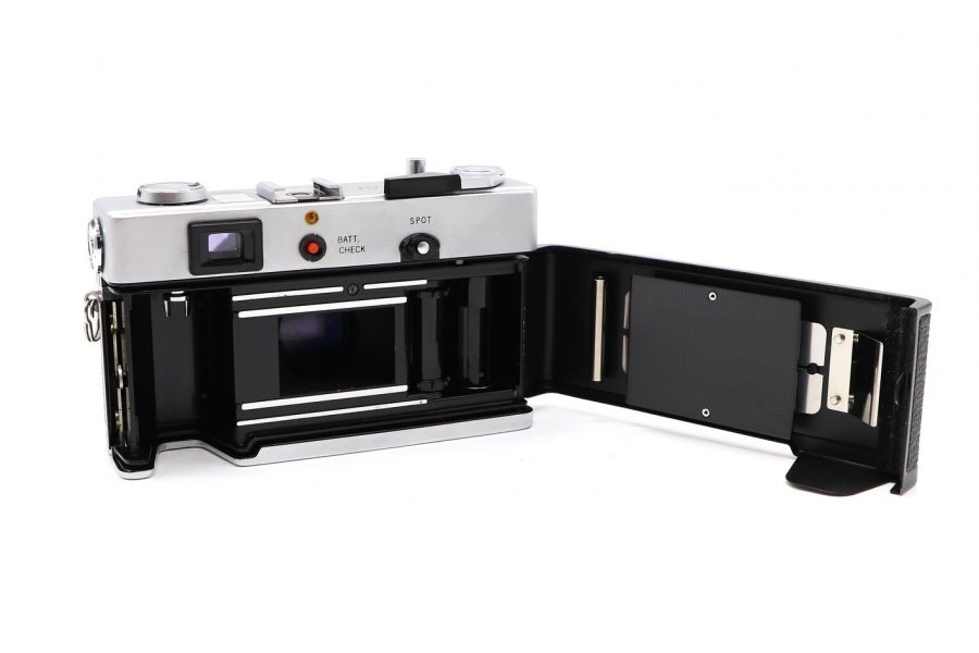 Olympus 35 SPn (Japan, 1970)