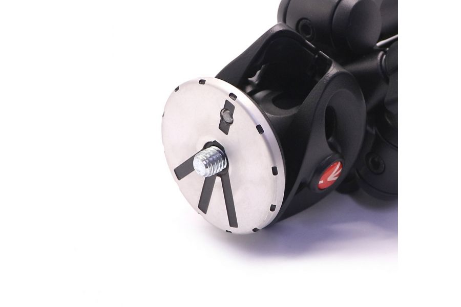 Штатив Manfrotto 290 Dual в упаковке